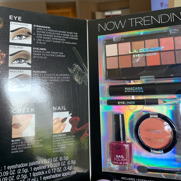 L.A. Colors Glamour Look Book Queen - Picture 3 of 4